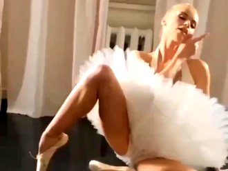 Ballet porn with beautiful naked ballerina